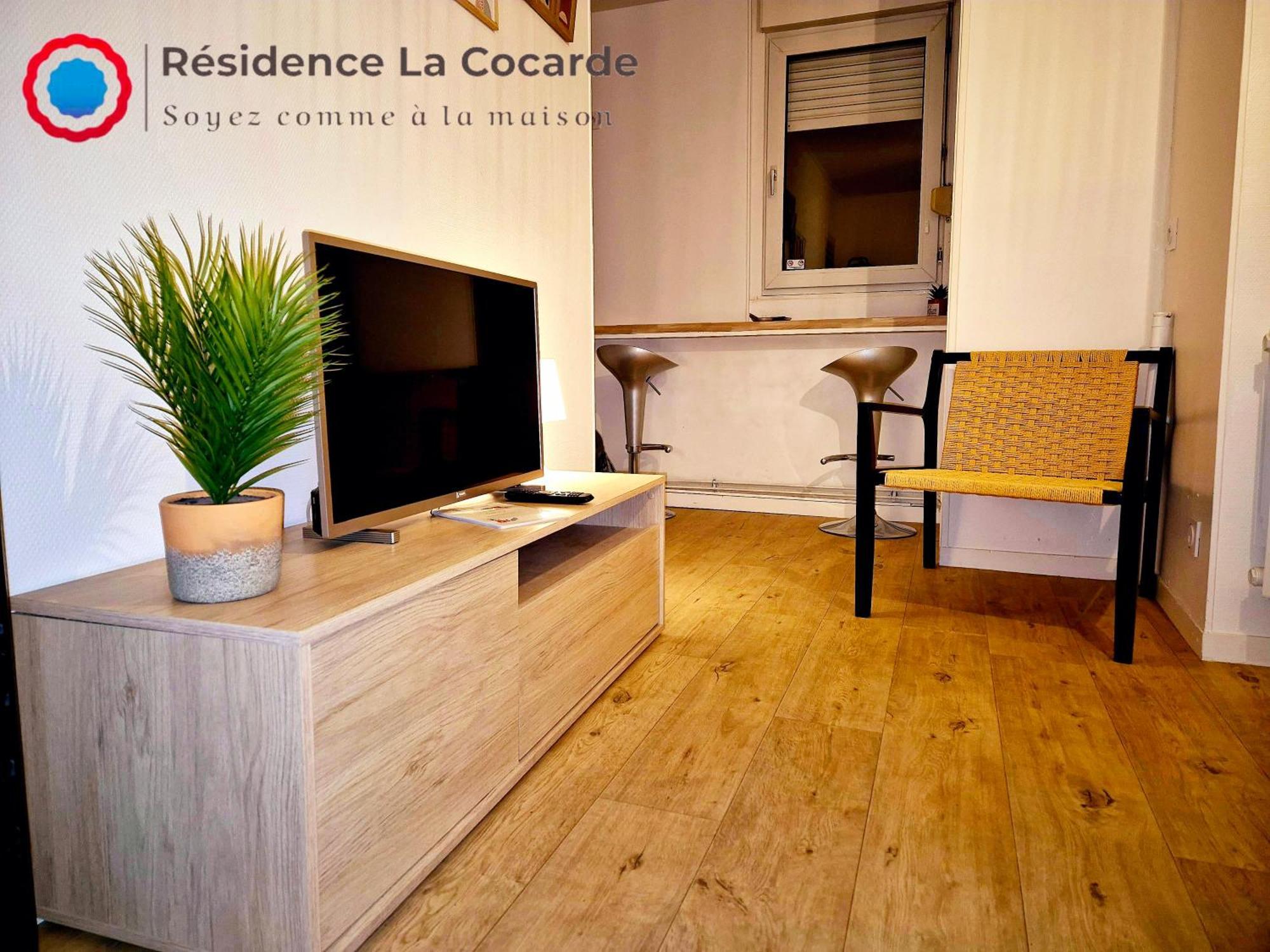 Residence La Cocarde, Suites Type Appartements Бурж Екстериор снимка